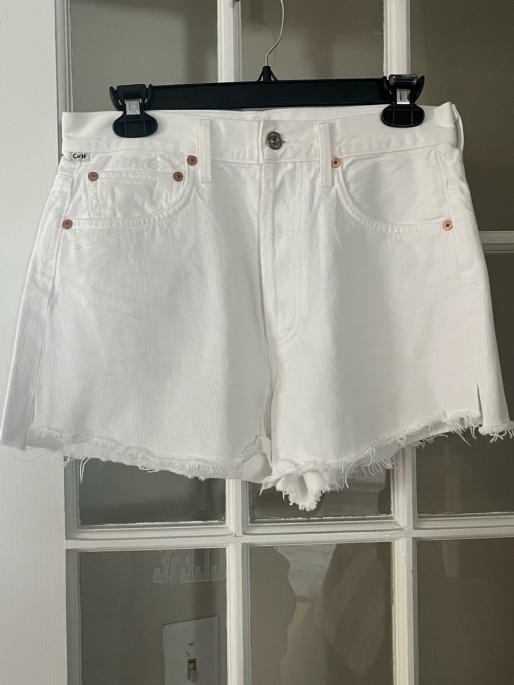 Citizens Of Humanity Marlow White Frayed-Hem Denim Shorts